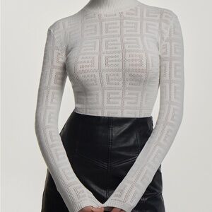 Givenchy 4G Knit Turtleneck Excellent Condition